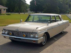 Ford Galaxie Седан 10.1961 - 09.1962