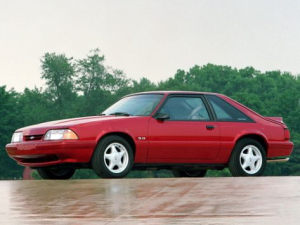 Ford Mustang Хэтчбек 3 дв. 08.1986 - 09.1993