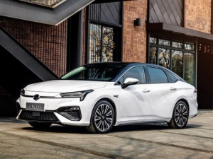 GAC Aion S Седан 11.2018 -  н.в.
