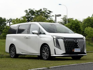 GAC M8 Минивэн, Гибрид 08.2022 - н.в.