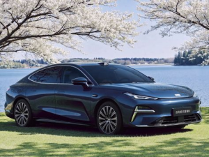 Geely Galaxy Starshine 8 Седан 05.2025 -  н.в.