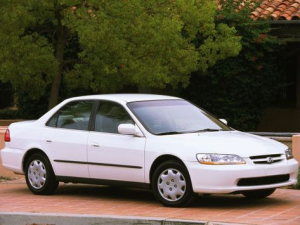 Honda Accord (CG) Седан 09.1997 - 06.2003