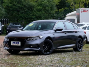 Honda Accord (CV) Седан, Гибрид 07.2017 - 09.2021