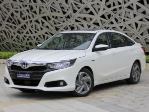 Honda Crider Седан, Гибрид 09.2018 - 12.2021