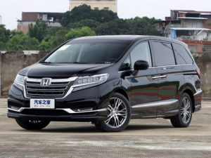 Honda Elysion (RC) Минивэн, Гибрид 09.2019 - 11.2021