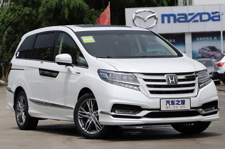 HONDA Elysion Elysion 2 поколение, рестайлинг Минивэн, Гибрид, 