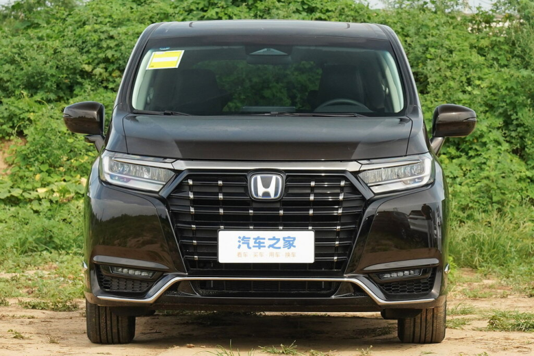 HONDA Elysion Elysion 2 поколение, 2-й рестайлинг Минивэн, Гибрид, 