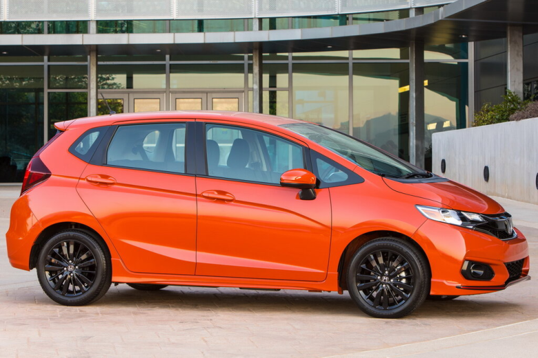 HONDA Fit Fit 3 поколение, рестайлинг Хэтчбек 5 дв., GK