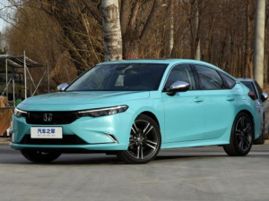 Honda Integra Хэтчбек 5 дв., Гибрид 02.2023 - 03.2025