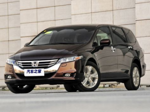 Honda Odyssey Минивэн 08.2011 - 07.2014