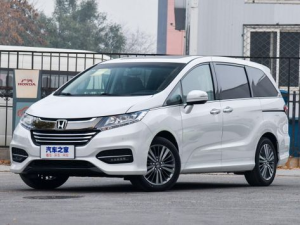 Honda Odyssey Минивэн 10.2017 - 03.2019