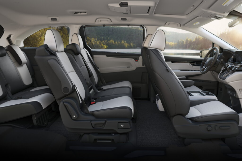 HONDA Odyssey Odyssey 5 поколение, 2-й рестайлинг Минивэн, RL6