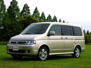 Honda Stepwgn Минивэн 06.2003 - 04.2005