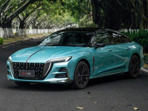 Hongqi H6 Лифтбек 12.2022 -  н.в.
