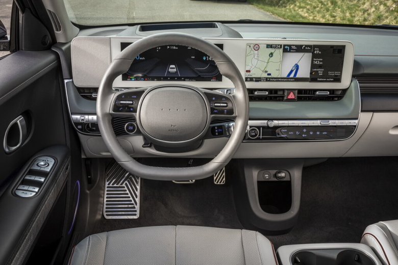 HYUNDAI IONIQ5 IONIQ5 1 поколение Хэтчбек 5 дв., NE