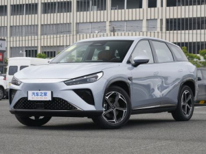 Hozon Neta L Джип/SUV 5 дв., Гибрид 04.2024 -  н.в.
