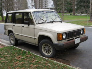 Isuzu Trooper Джип/SUV 5 дв. 01.1983 - 12.1986