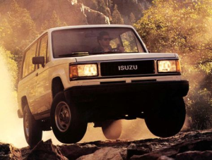 Isuzu Trooper Джип/SUV 3 дв. 01.1987 - 12.1991