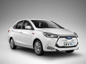 JAC iEV7L Седан 04.2017 -  н.в.