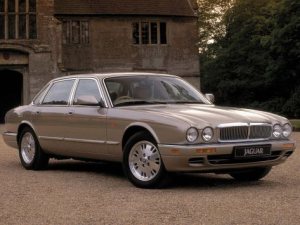 Jaguar Sovereign (X300) Седан 07.1994 - 06.1997