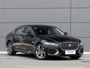 Jaguar XF (X260) Седан 06.2021 -  н.в.