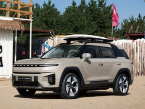 KG Mobility Torres EVX (U100) Джип/SUV 5 дв. 03.2023 -  н.в.