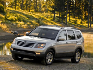 Kia Borrego (HM) Джип/SUV 5 дв. 03.2008 - 09.2011