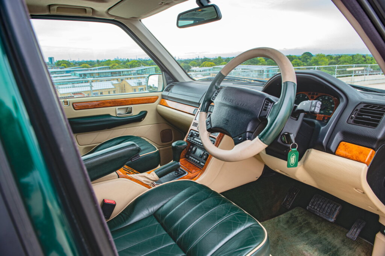 LAND ROVER Range Rover Range Rover 2 поколение, рестайлинг Джип/SUV 5 дв., 