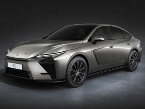 Lexus ES300h Седан, Гибрид 04.2025 -  н.в.