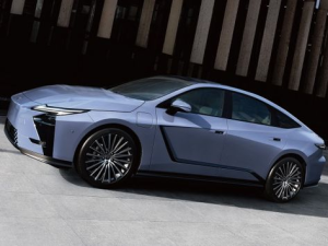 Lexus ES350e Седан 04.2025 -  н.в.