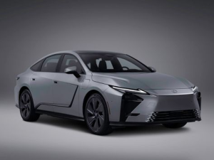 Lexus ES500e Седан 04.2024 -  н.в.
