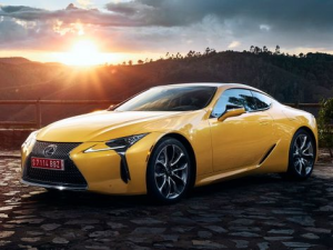 Lexus LC500 Купе 01.2016 -  н.в.
