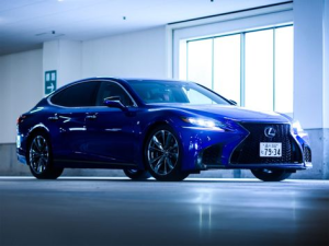 Lexus LS500 Седан 01.2017 - 11.2020