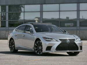 Lexus LS500 (XF50) Седан 07.2020 -  н.в.