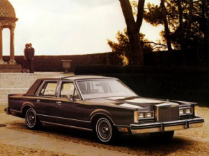 Lincoln Continental Седан 09.1979 - 08.1980