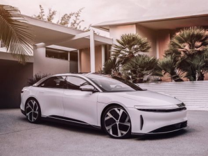 Lucid Air Седан 09.2021 -  н.в.