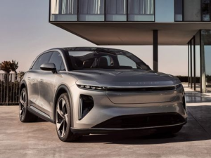 Lucid Gravity Джип/SUV 5 дв. 11.2023 -  н.в.