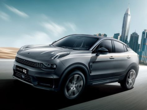 Lynk & Co 05 Джип/SUV 5 дв., Гибрид 11.2019 -  н.в.