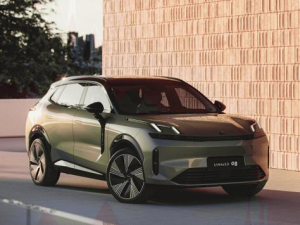 Lynk & Co 08 Джип/SUV 5 дв., Гибрид 03.2023 -  н.в.