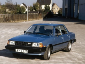 Mazda 626 (CB) Седан 09.1980 - 08.1982