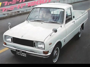 Mazda Familia Пикап 01.1973 - 09.1973
