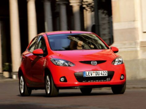 Mazda Mazda2 (DE) Хэтчбек 5 дв. 04.2007 - 11.2010