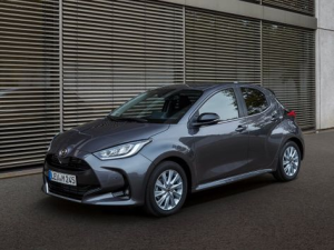 Mazda Mazda2 (XP210) Хэтчбек 5 дв., Гибрид 12.2021 -  н.в.