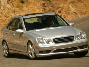 Mercedes-Benz C-Class (W203) Седан 03.2004 - 09.2007