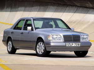 Mercedes-Benz E-Class (W124) Седан 05.1993 - 09.1995