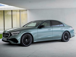 Mercedes-Benz E-Class (W214) Седан, Гибрид 04.2023 -  н.в.
