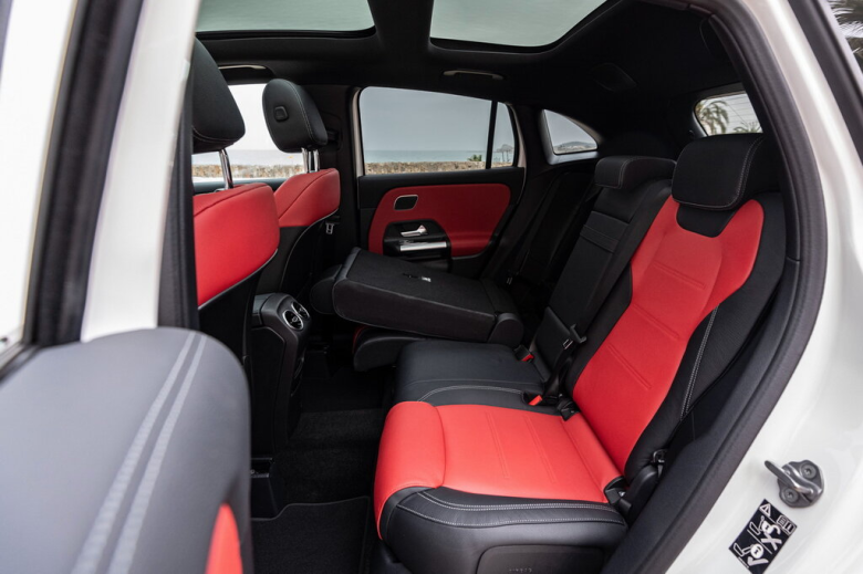 MERCEDES-BENZ GLA GLA 2 поколение Джип/SUV 5 дв., Гибрид, 247.710, 247.712, 247.713, 247.714, 247.715, 247.746, 247.747, 247.751, 247.753, 247.754, 247.784, 2
