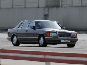 Mercedes-Benz S-Class (W126) Седан 04.1985 - 04.1991