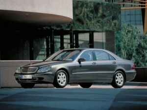 Mercedes-Benz S-Class (W220) Седан 09.1998 - 08.2002