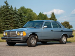 Mercedes-Benz W123 (W123) Седан 12.1976 - 08.1985